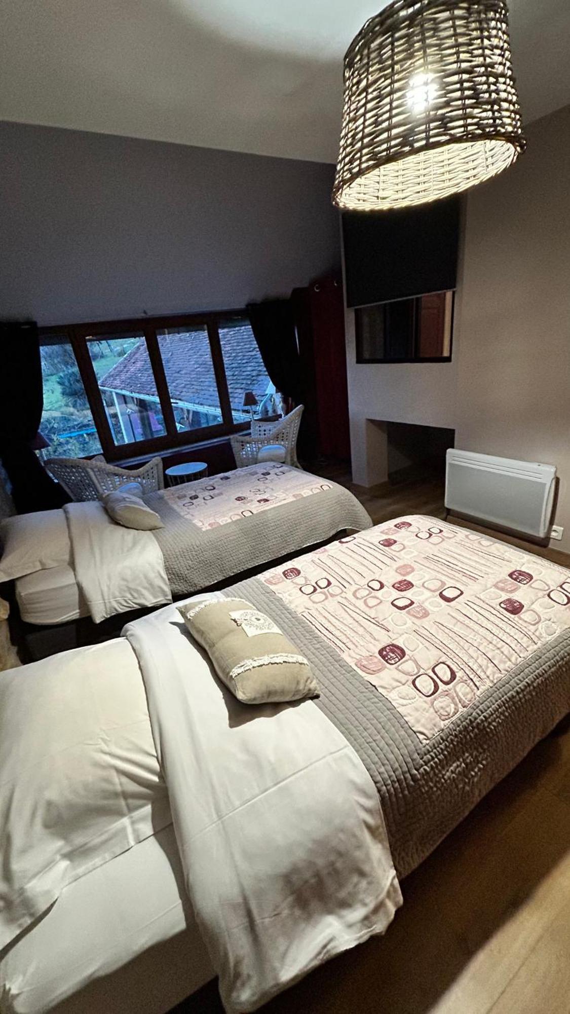 Bed and Breakfast Le D'Tour Gourmand Toulouse-le-Chateau Exterior foto