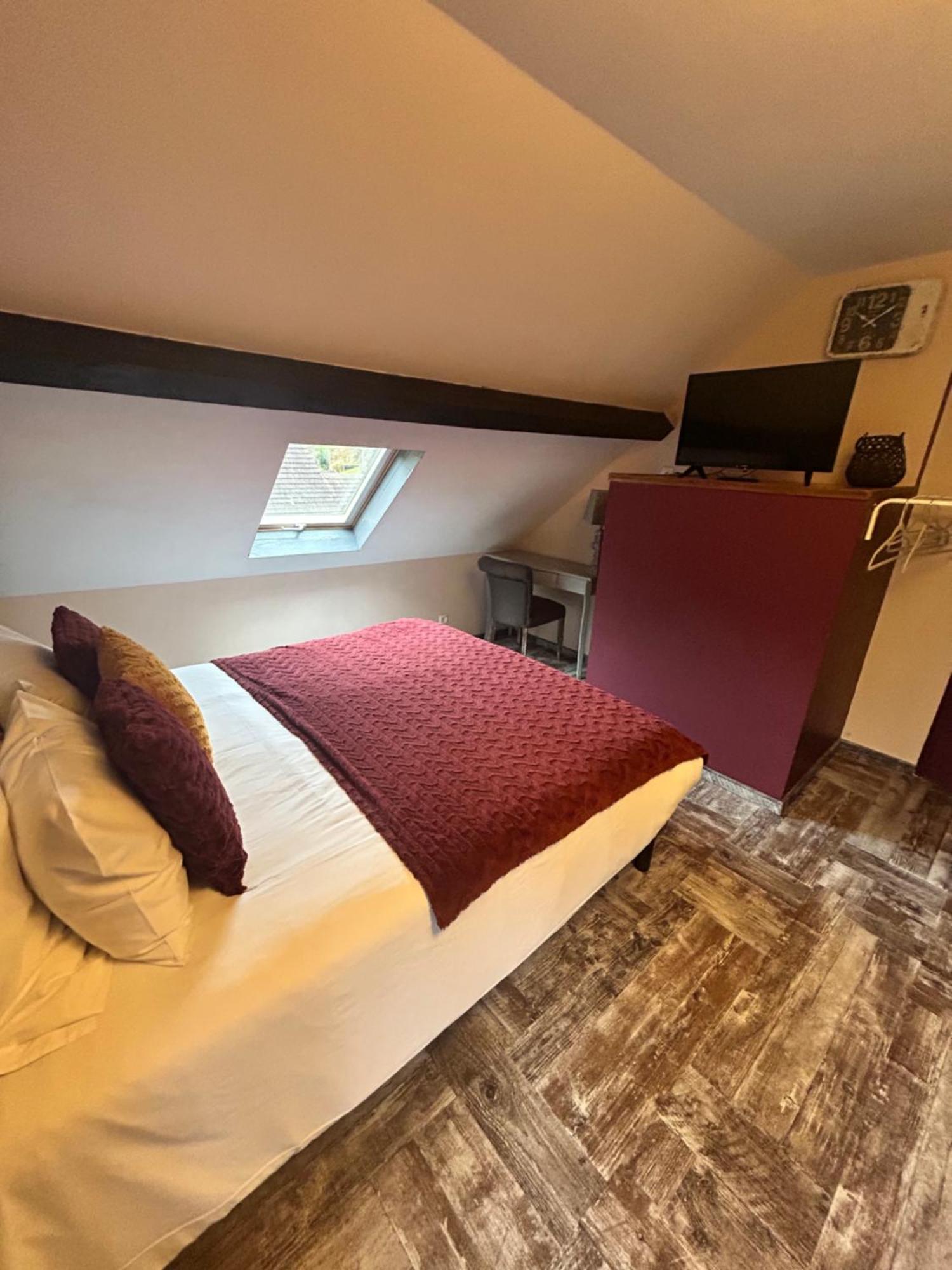 Bed and Breakfast Le D'Tour Gourmand Toulouse-le-Chateau Exterior foto
