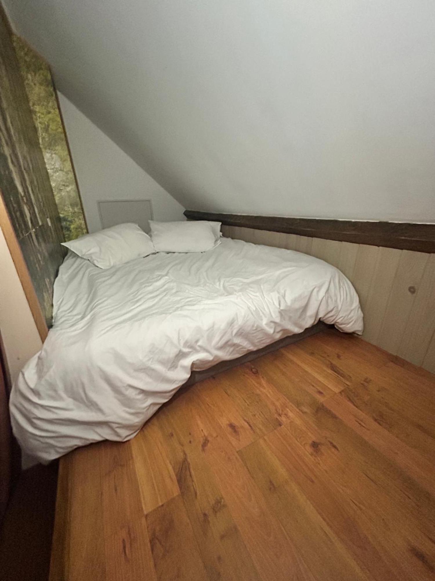 Bed and Breakfast Le D'Tour Gourmand Toulouse-le-Chateau Exterior foto