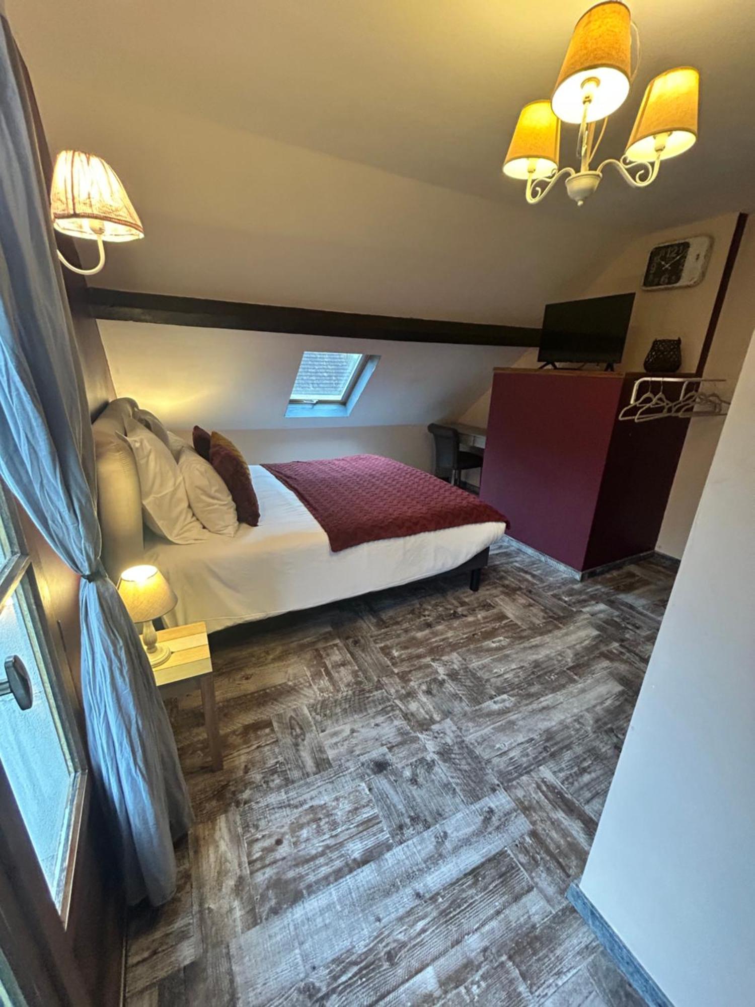 Bed and Breakfast Le D'Tour Gourmand Toulouse-le-Chateau Exterior foto