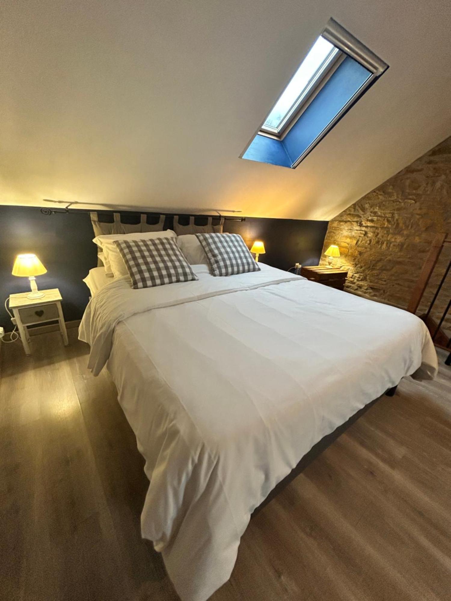 Bed and Breakfast Le D'Tour Gourmand Toulouse-le-Chateau Exterior foto